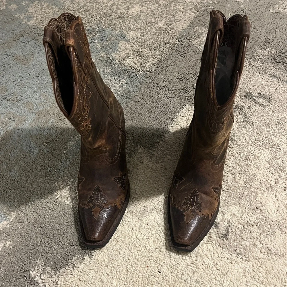 Ariat Dark Brown Embroidered Heeled Boots Western Boots - Picture 3 of 7